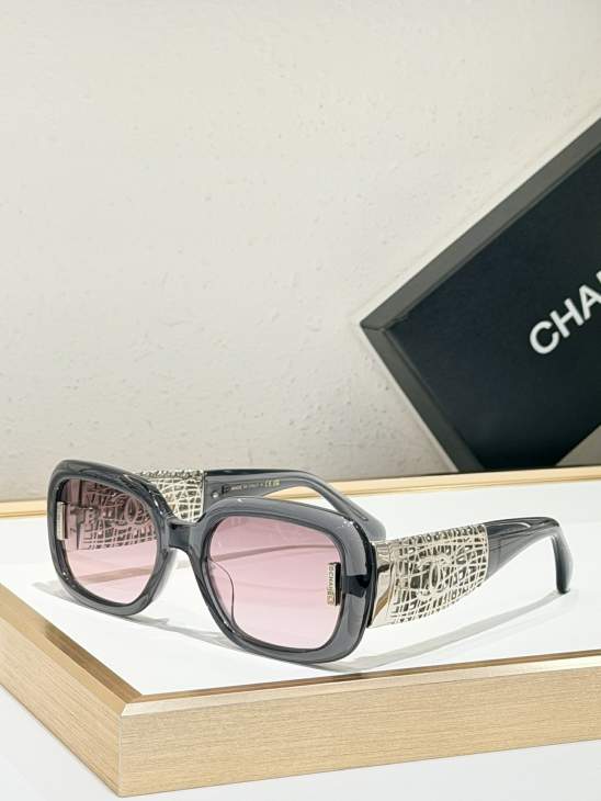 Picture of Chanel Sunglasses _SKUfw79279066fw
